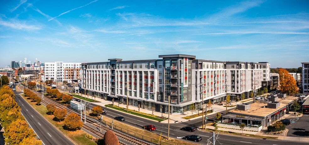 3441 South Blvd, Charlotte, NC for lease - Building Photo - Image 1 of 3