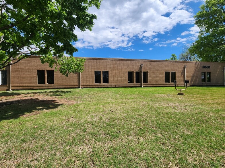3040 N Hemlock Cir, Broken Arrow, OK for lease - Building Photo - Image 3 of 7