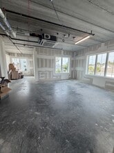 31 Birnam Oak Dr, Ponte Vedra Beach, FL for lease Interior Photo- Image 2 of 5
