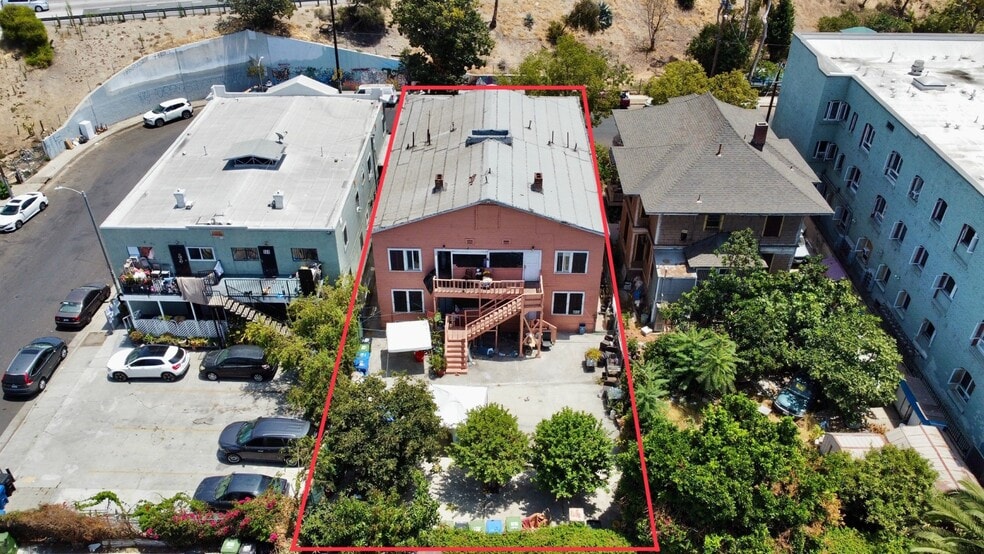 1943 Estrella Ave, Los Angeles, CA for sale - Building Photo - Image 3 of 16