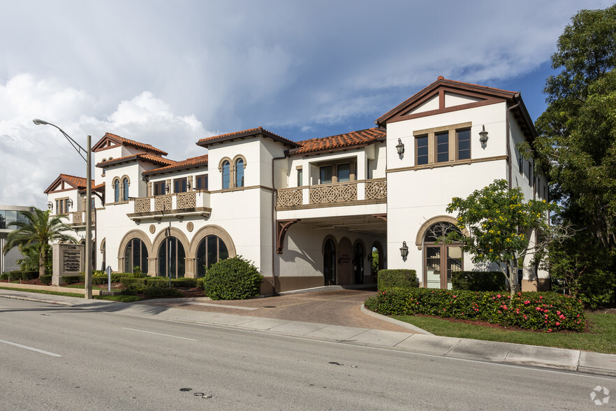 1350 Tamiami Trl N, Naples, FL à vendre - Photo principale - Image 1 de 1