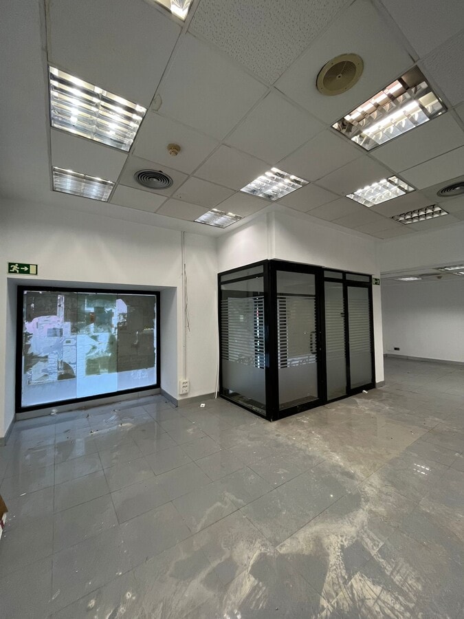 Madrid, MAD 28007 -  -  - Interior Photo - Image 2 of 16