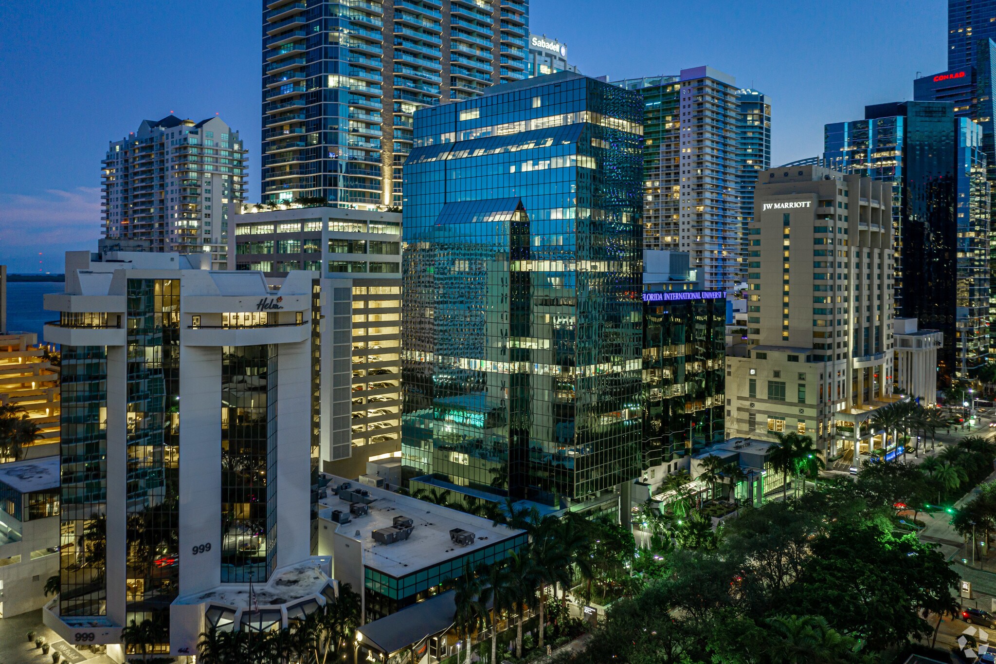 1101 Brickell Ave, Miami, FL for lease Building Photo- Image 1 of 10