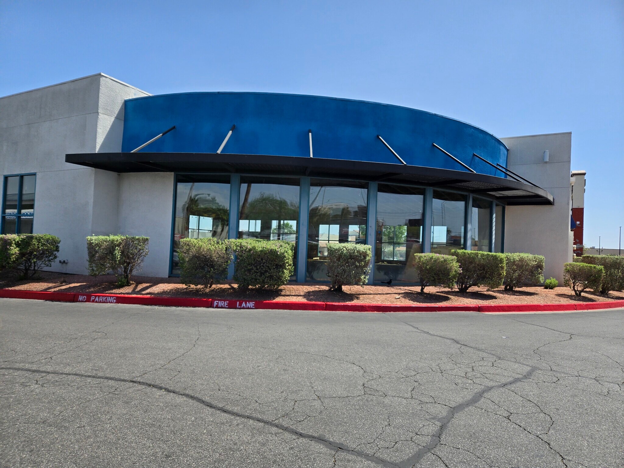 3993 S Maryland Pky, Las Vegas, NV for lease Building Photo- Image 1 of 6