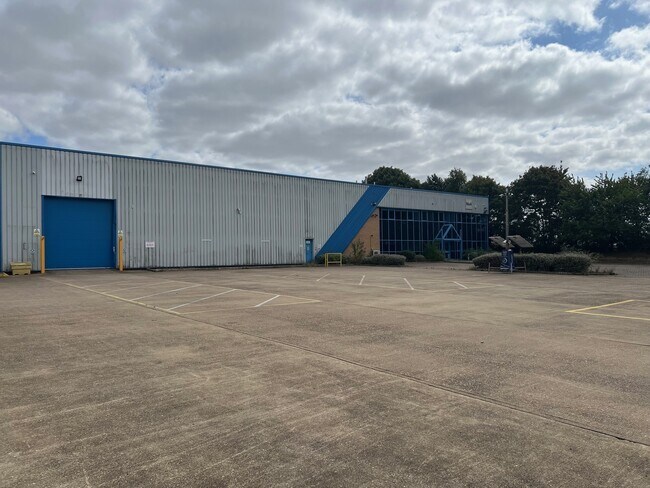 Plus de détails pour Shipton Way, Rushden - Industriel à louer
