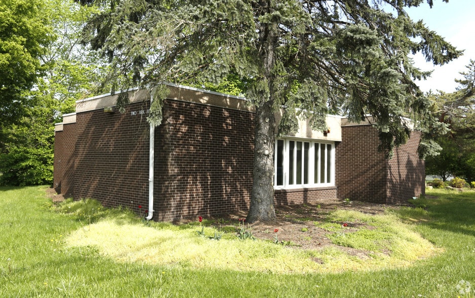 2 Park Ave, Somerville, NJ for sale - Building Photo - Image 3 of 23