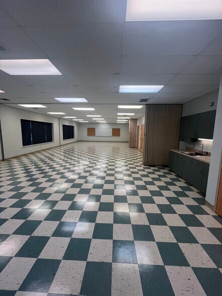 11 N Fayette St, Mercersburg, PA à louer - Photo du bâtiment - Image 2 de 10