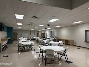 500 Grand Ave, Joplin, MO for lease Interior Photo- Image 1 of 41