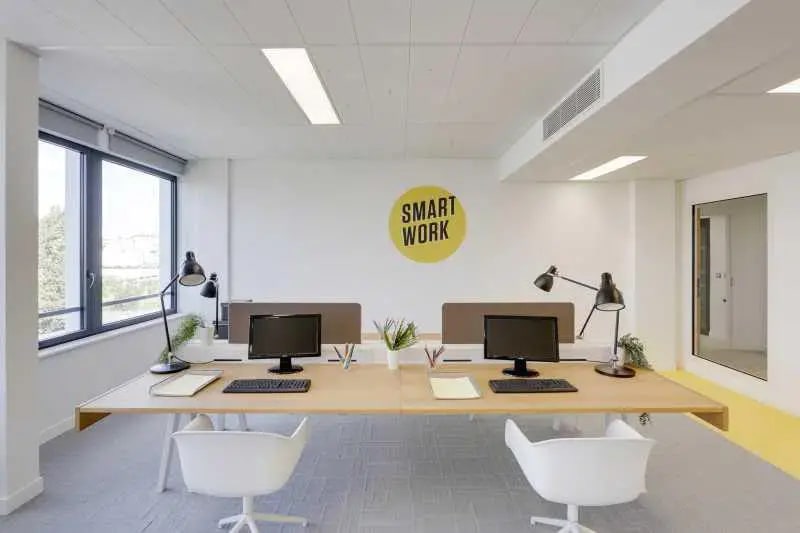 11 Dubonnet Av, Courbevoie à louer Photo intérieure- Image 1 de 5