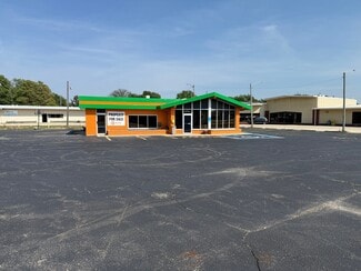 Plus de détails pour 901 S 7th St, Rochelle, IL - Commerce de détail à vendre