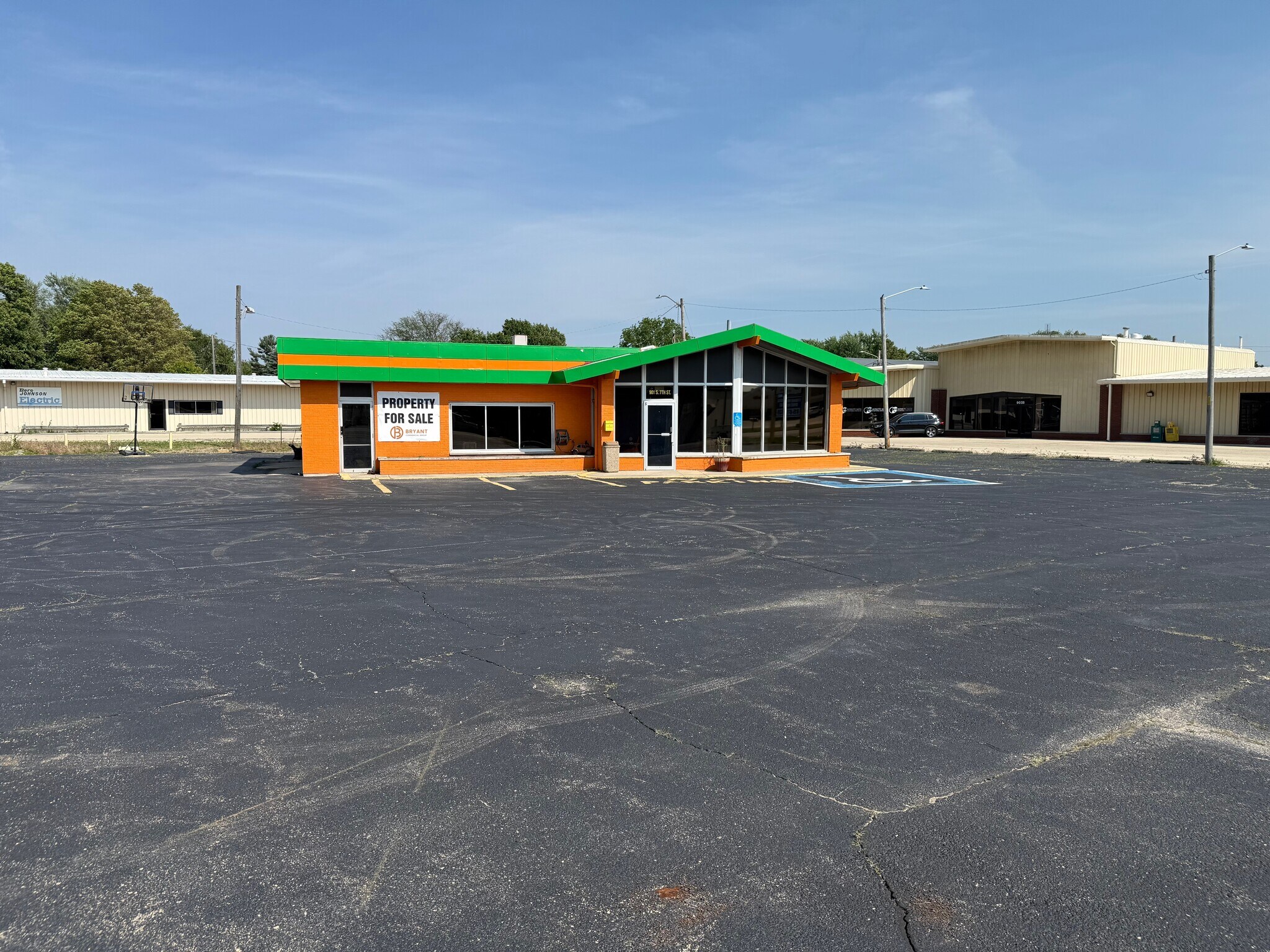 901 S 7th St, Rochelle, IL à vendre Photo du bâtiment- Image 1 de 8