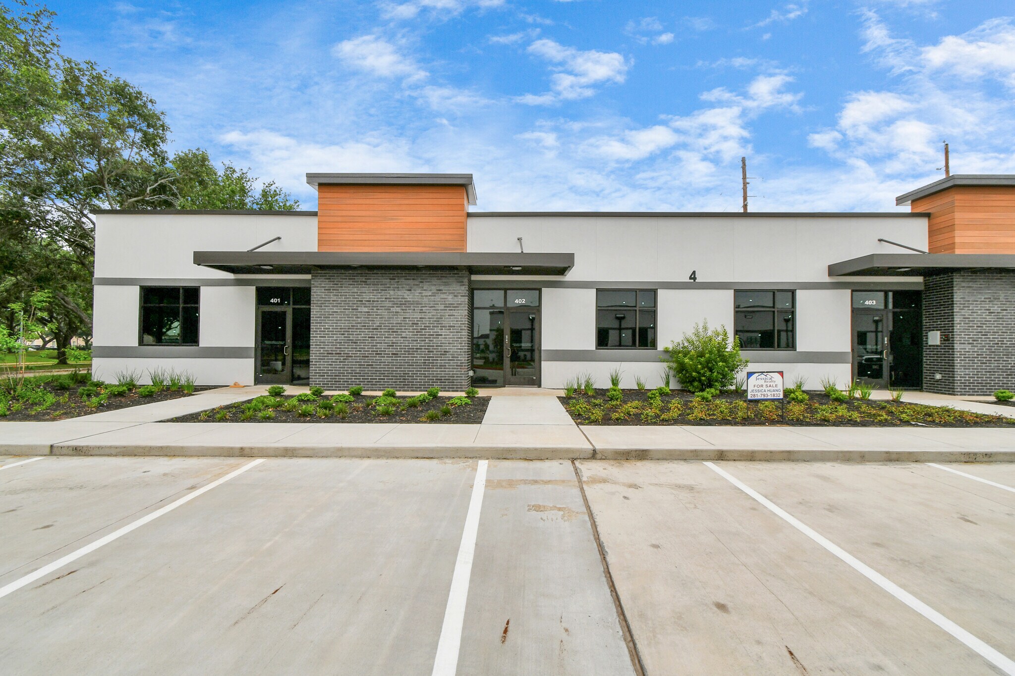 4807 Sugar Grove Blvd, Stafford, TX for lease Building Photo- Image 1 of 48