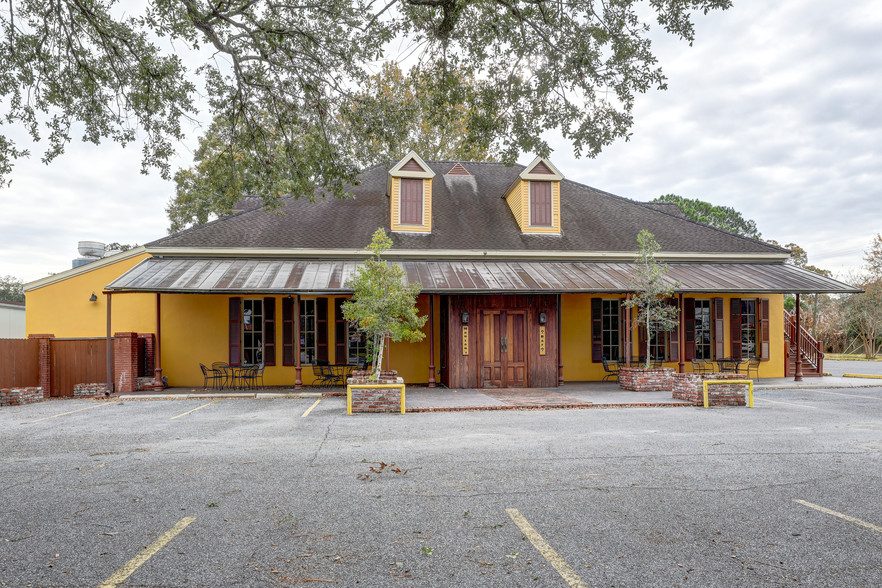 507 Pinhook Rd, Lafayette, LA à vendre - Photo du bâtiment - Image 1 de 1