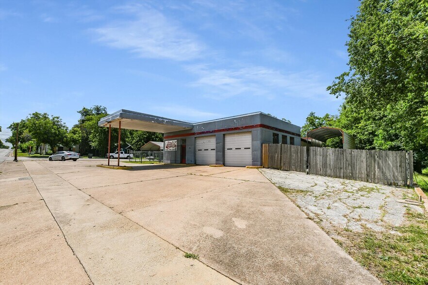 803 W Avenue M, Temple, TX à vendre - Photo du bâtiment - Image 2 de 20