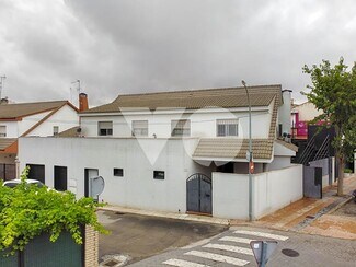 Plus de détails pour Commerce de détail à vendre