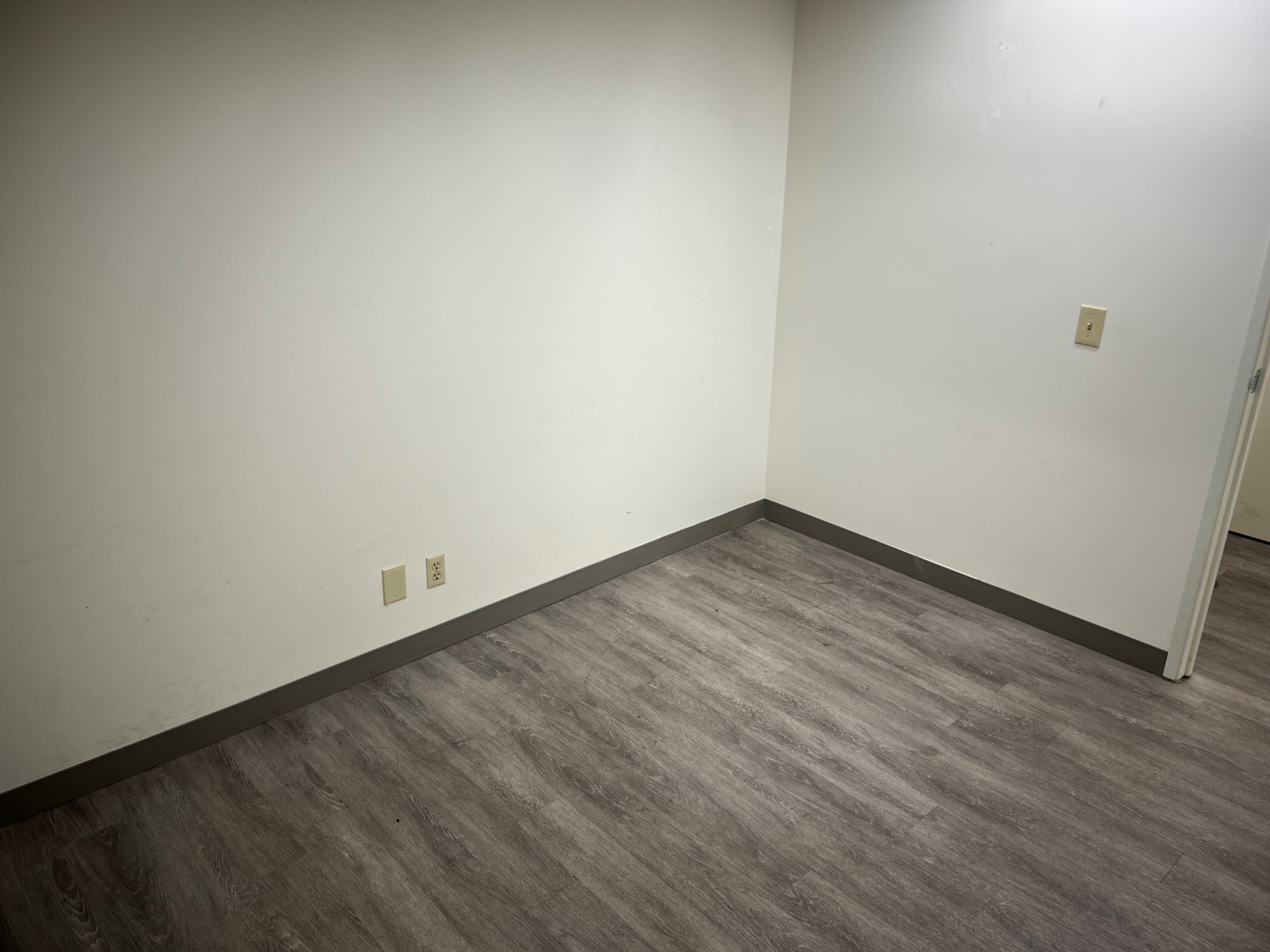 3605 Long Beach Blvd, Long Beach, CA à louer Photo intérieure- Image 1 de 1