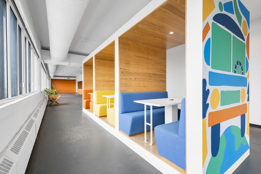 5455 De Gaspé Av, Montréal, QC à louer - Photo du bâtiment - Image 2 de 14