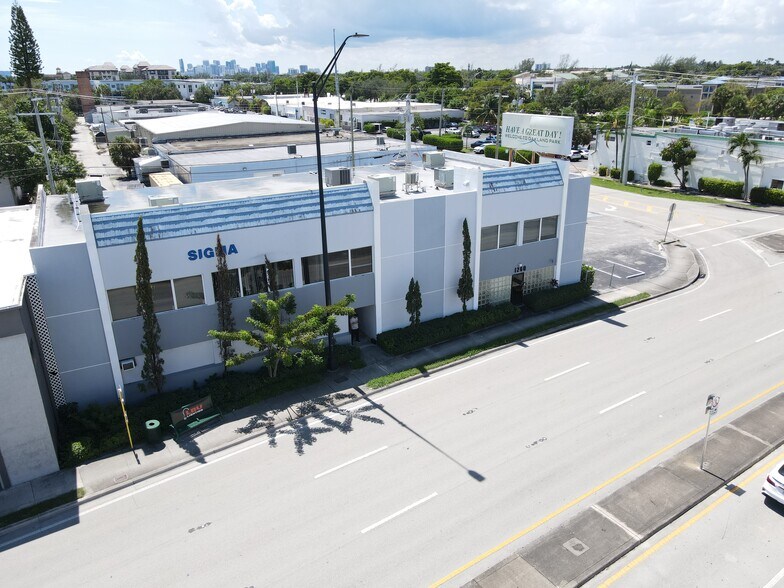 1260 E Oakland Park Blvd, Oakland Park, FL for sale - Building Photo - Image 2 of 18
