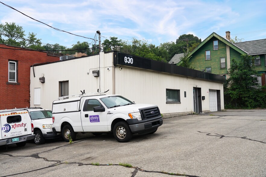630 Ardmore Blvd, Wilkinsburg, PA à vendre - Photo du bâtiment - Image 3 de 5