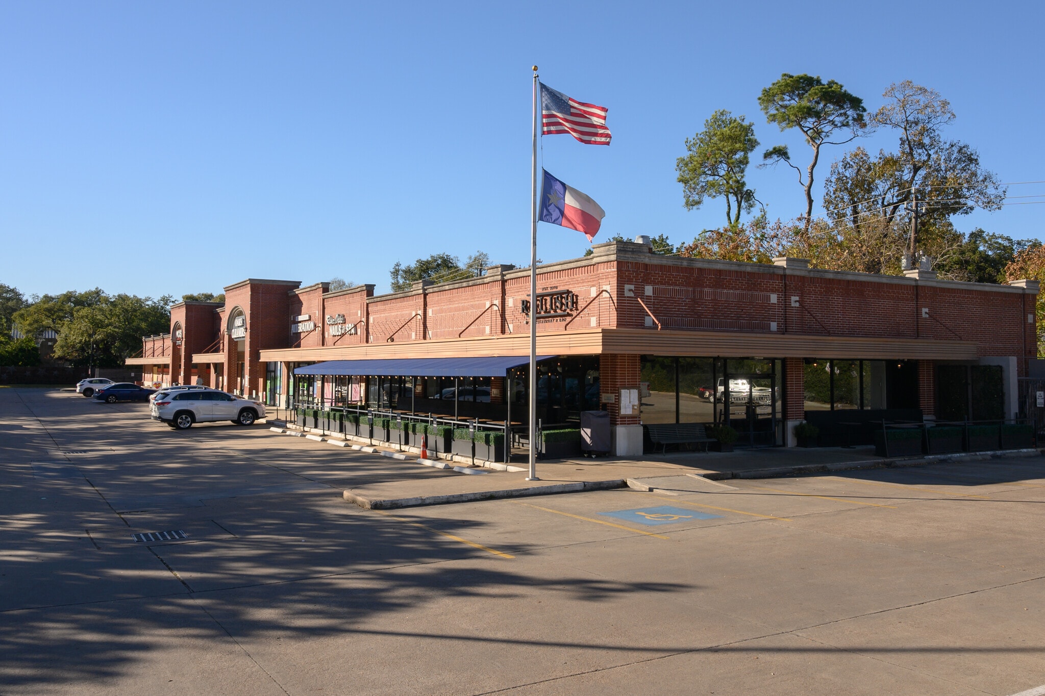 2810 Westheimer Rd, Houston, TX for lease Building Photo- Image 1 of 7