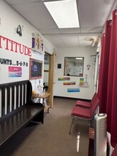 696 Amity Rd, Bethany, CT for lease Interior Photo- Image 2 of 16
