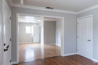 521 S Bascom Ave, San Jose, CA for sale Interior Photo- Image 2 of 11