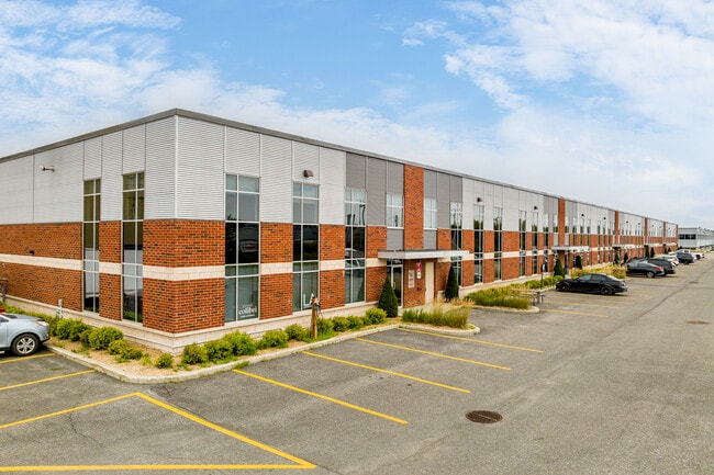 Plus de détails pour 925-973 Rue Des Forges, Terrebonne, QC - Industriel à louer