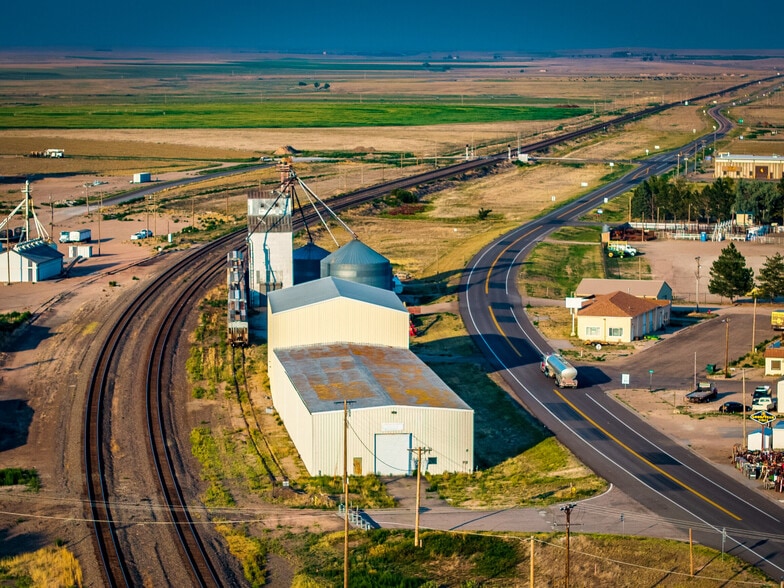 117 US-30, Pine Bluffs, WY for sale - Building Photo - Image 1 of 30