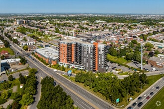 4725-4767 Boul Métropolitain E, Saint-leonard, QC - AÉRIEN Vue de la carte