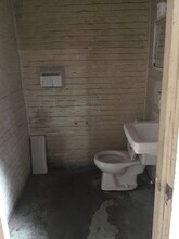 1102 Smith Ave, Thomasville, GA for lease Building Photo- Image 2 of 3