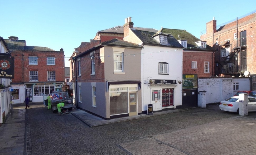 6 The Corn Market, Romsey for lease - Primary Photo - Image 1 of 3