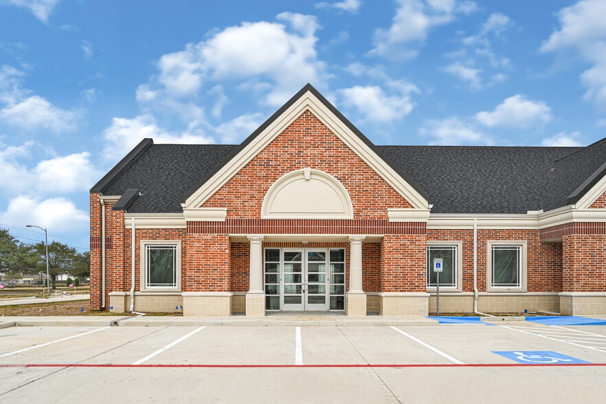 7103 S Peek Rd, Richmond, TX for lease - Building Photo - Image 3 of 22