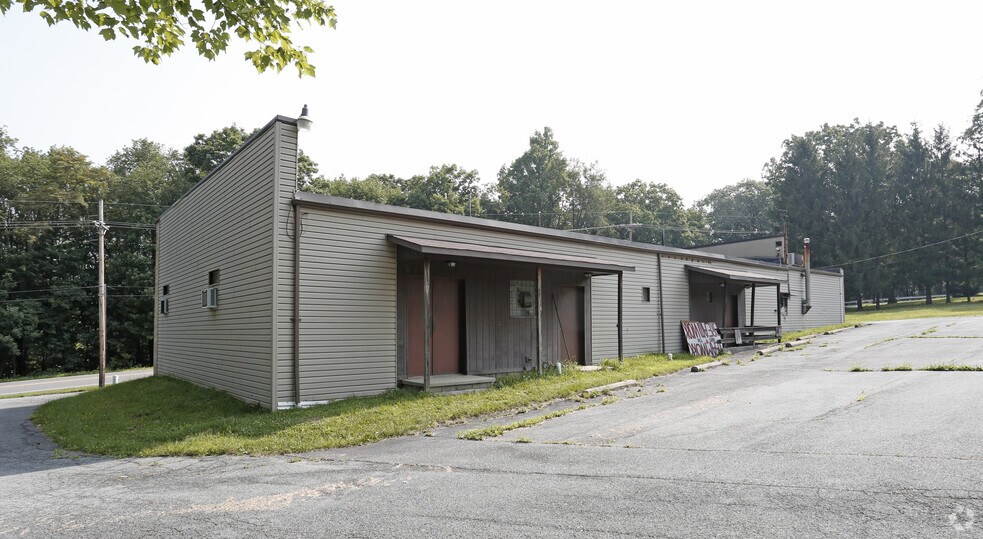 628 Route 56, Seward, PA à louer - Photo du bâtiment - Image 3 de 5