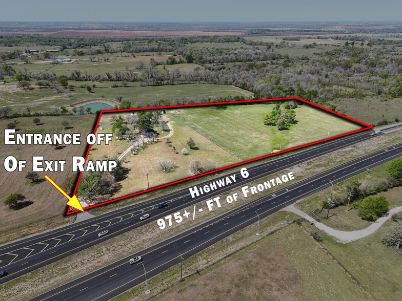 17260 Highway 6, Navasota, TX à vendre - Photo du bâtiment - Image 3 de 18