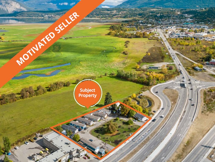 2261 19 Av NE, Salmon Arm, BC for sale Primary Photo- Image 1 of 1