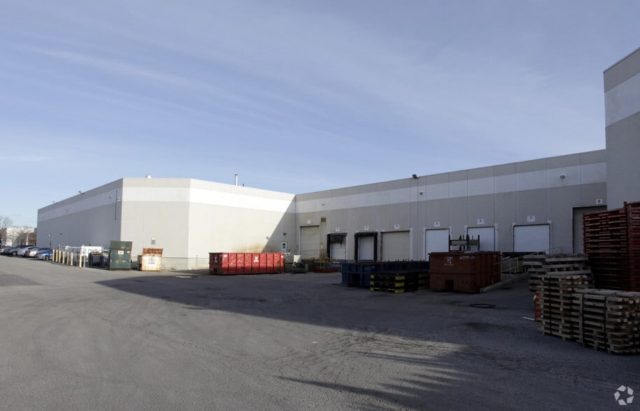 55 Confederation Pky, Concord, ON for lease - Building Photo - Image 2 of 2