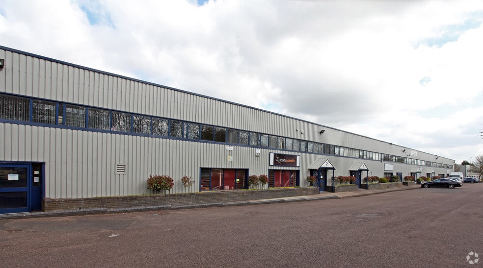 Stacey Bushes, Milton Keynes for lease - Building Photo - Image 1 of 3