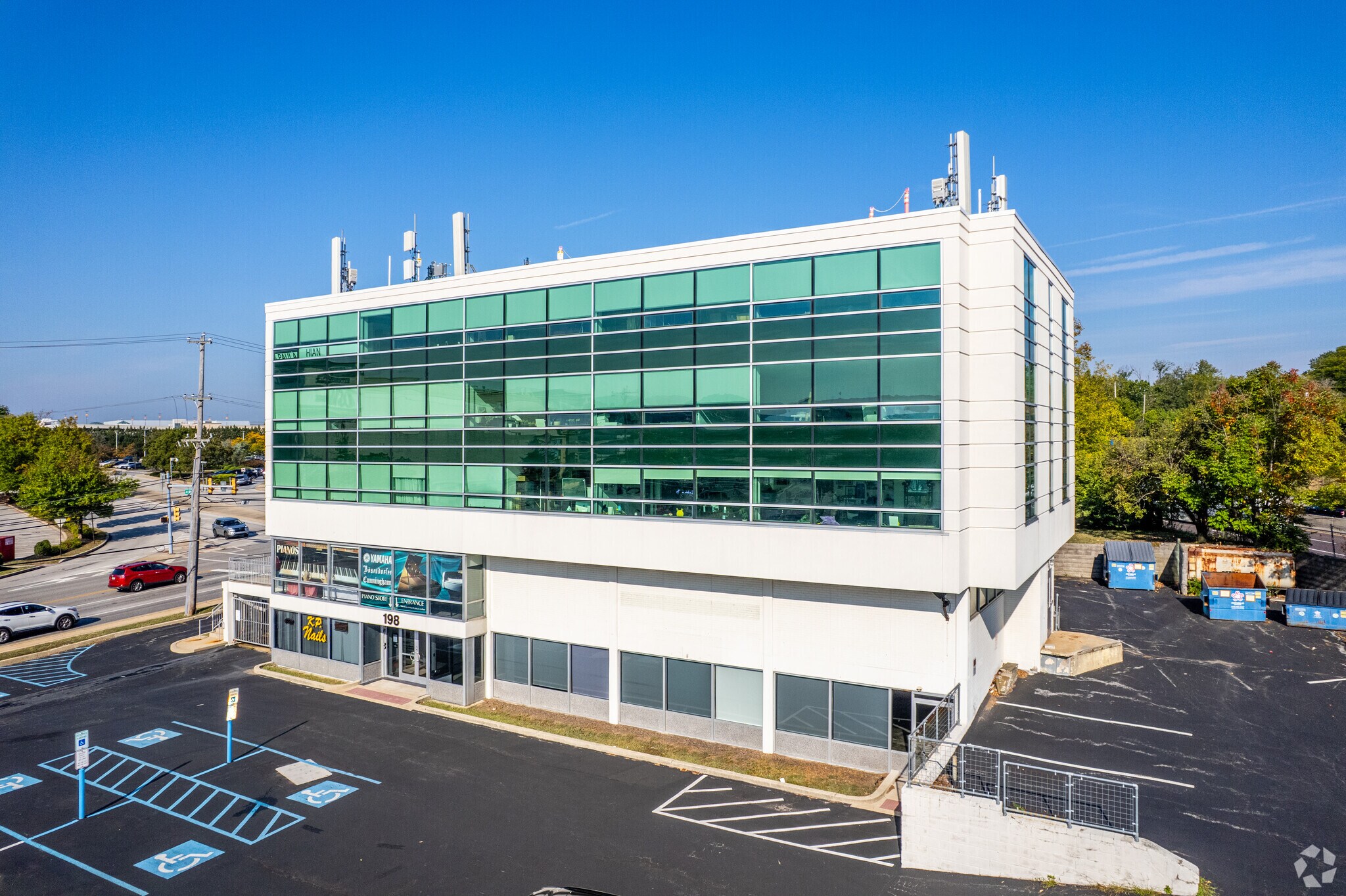 198 Allendale Rd, King Of Prussia, PA à louer Photo principale- Image 1 de 6