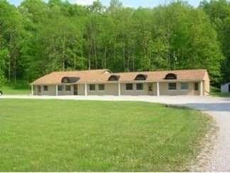 Plus de détails pour 7650 E Pike Rd, Norwich, OH - Bureau à vendre