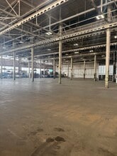 2221 Niagara Falls Blvd, Wheatfield Township, NY à louer Photo intérieure- Image 2 de 10