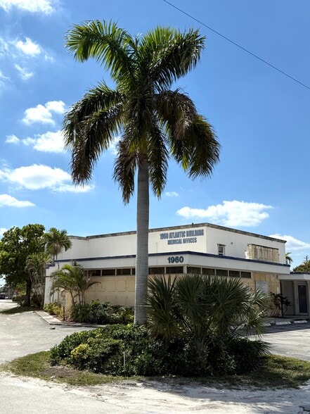 1960 NE 47th St, Fort Lauderdale, FL for sale - Building Photo - Image 3 of 7