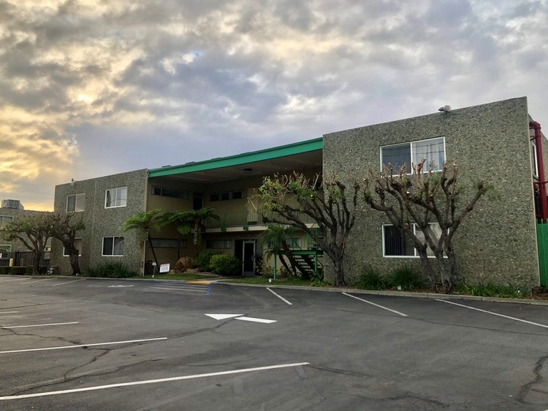 5623 N Peck Rd, Arcadia, CA for sale - Building Photo - Image 2 of 19