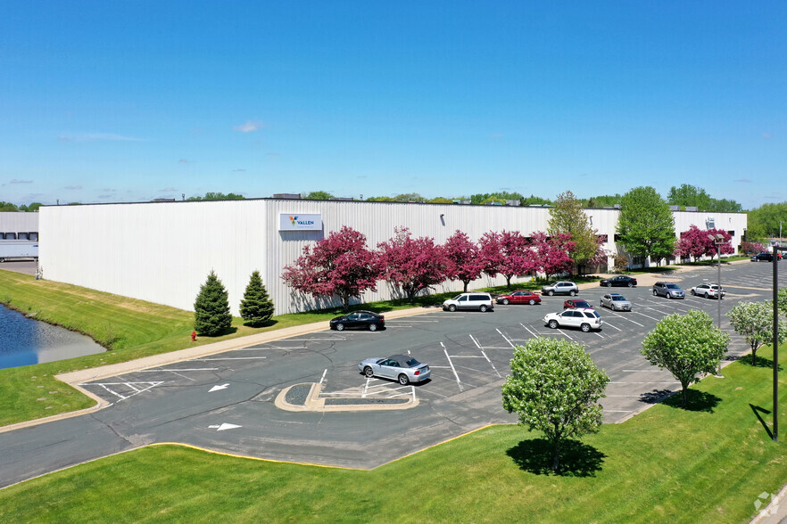 5222-5230 Quincy St, Mounds View, MN for lease - Primary Photo - Image 1 of 3