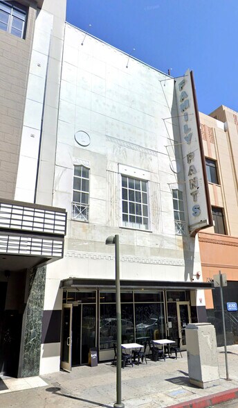 731 S Broadway, Los Angeles, CA à vendre - Photo du bâtiment - Image 1 de 45
