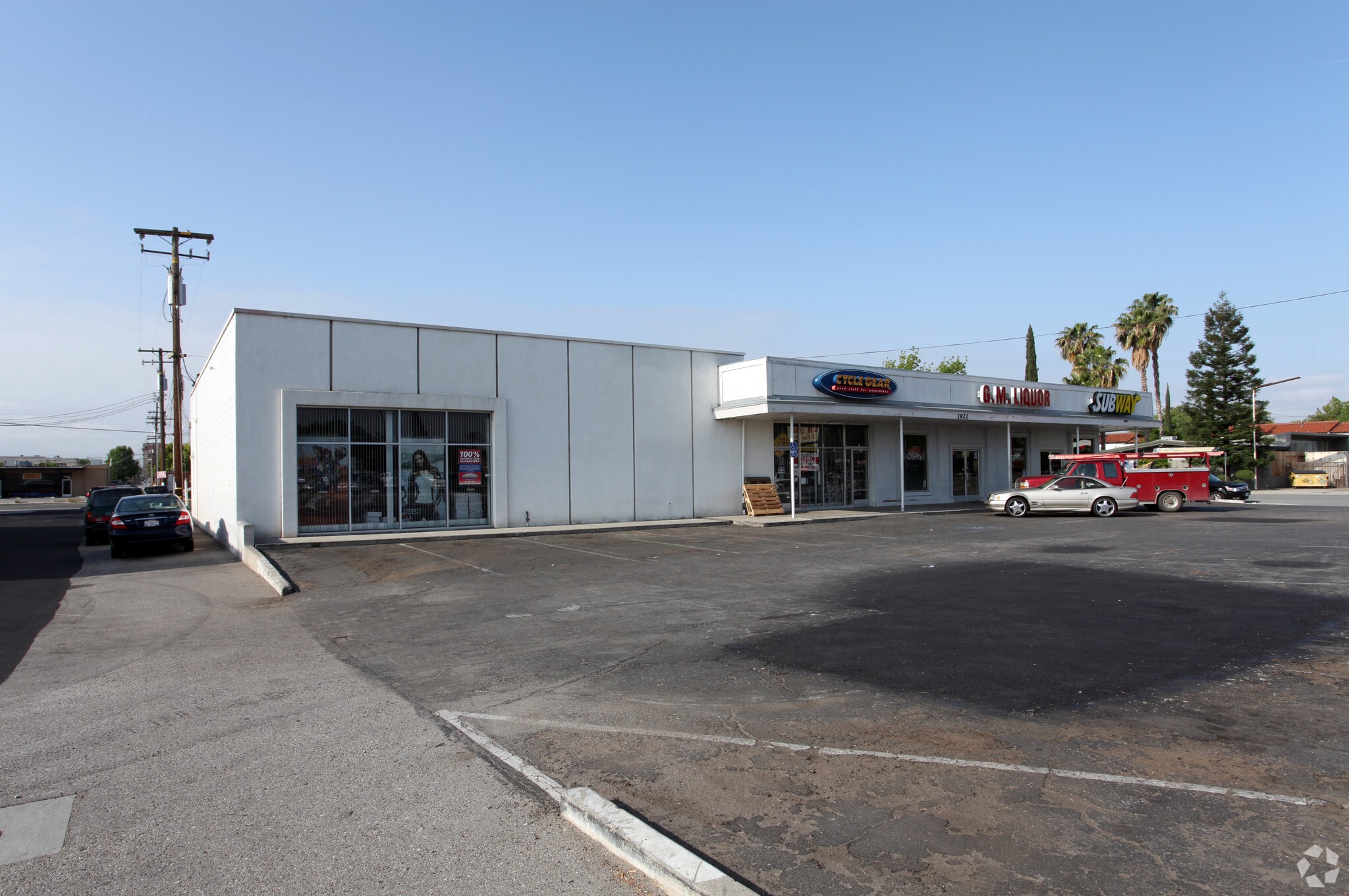 1921A-1921D 24th St, Bakersfield, CA for lease Primary Photo- Image 1 of 6
