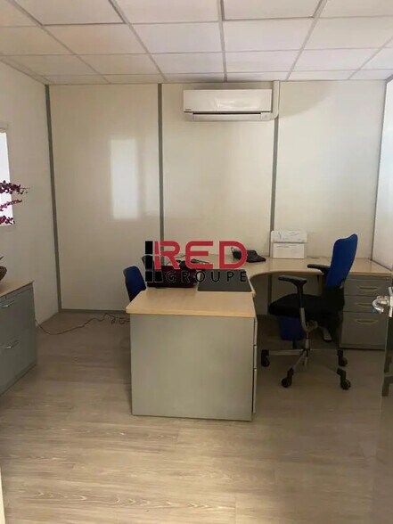 Bureau dans Gardanne à louer - Photo du bâtiment - Image 2 de 5