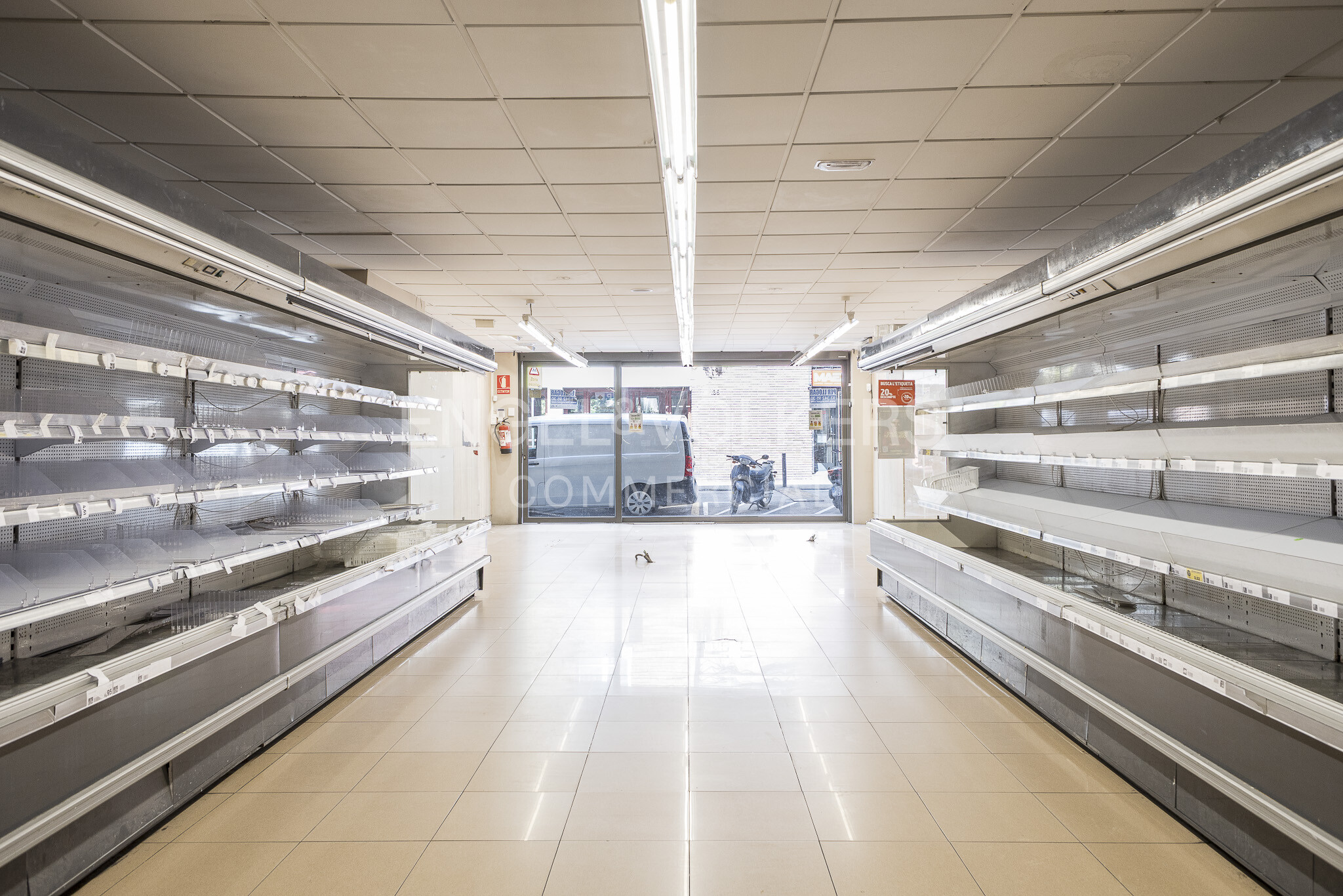 Retail in Barcelona, Barcelona for lease Building Photo- Image 1 of 7