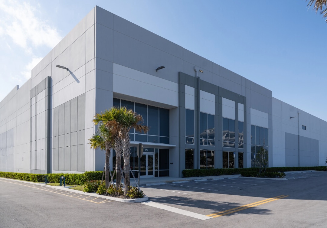 1700 Eller Dr, Fort Lauderdale, FL à louer Photo intérieure- Image 1 de 1
