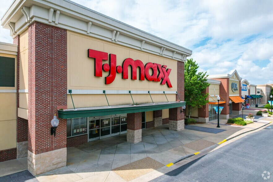 5555 Whittlesey Rd, Columbus, GA for lease - Building Photo - Image 2 of 11