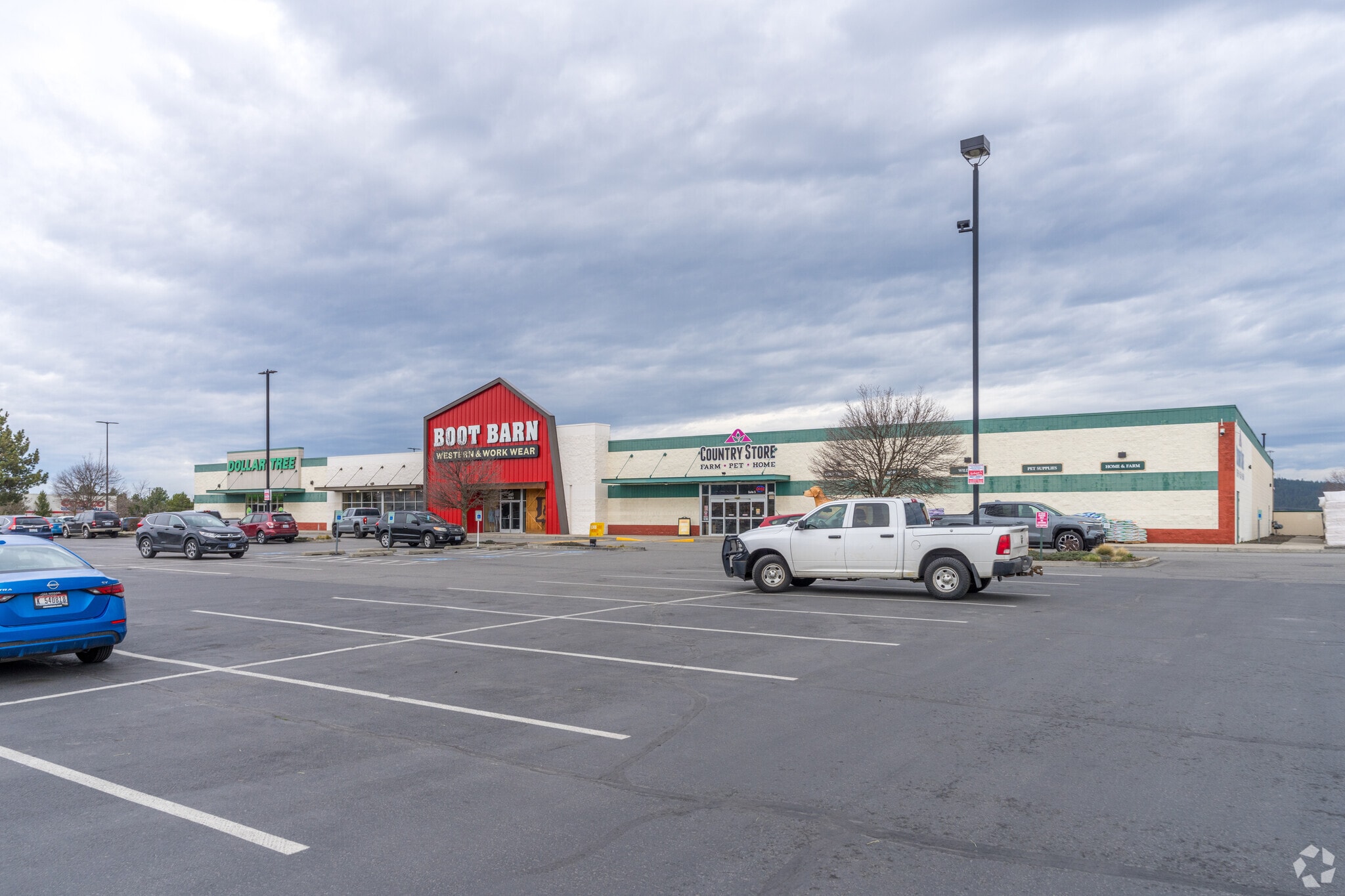 5605 E Sprague Ave, Spokane, WA for sale Primary Photo- Image 1 of 5